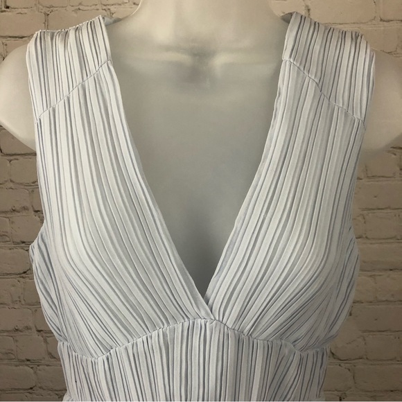 DRESS - Women's H&M Light Baby Blue Gauzy Sleeveless Textured Sundress. Size 6 - Picture 7 of 14